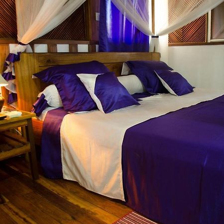 Hotel Edena Kely Mahajanga Esterno foto