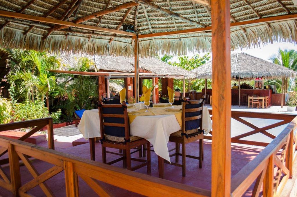Hotel Edena Kely Mahajanga Esterno foto