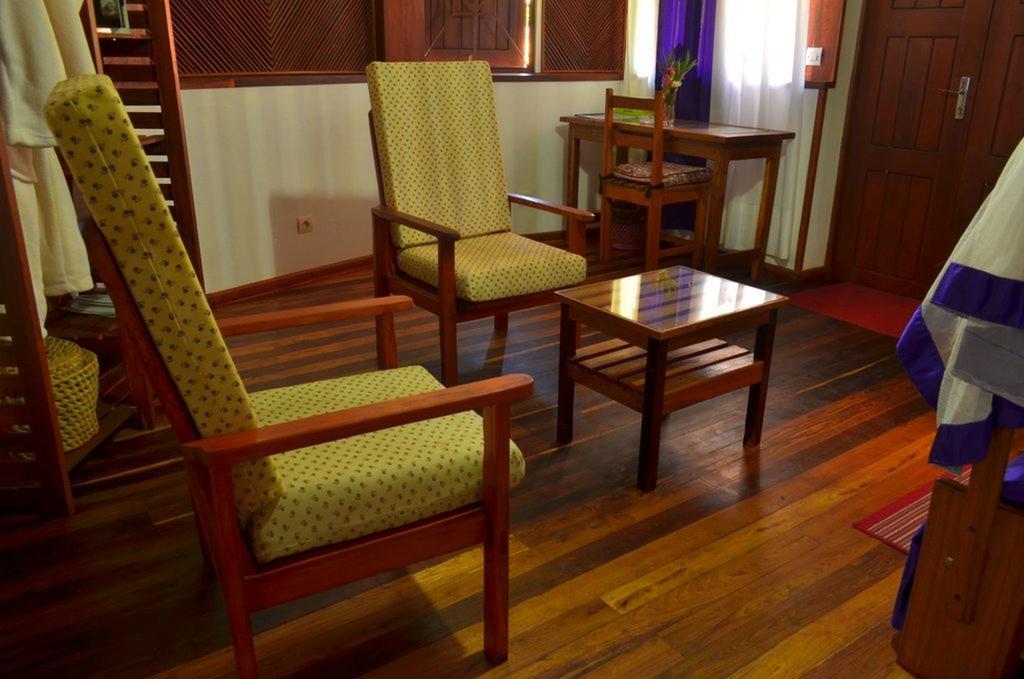Hotel Edena Kely Mahajanga Esterno foto