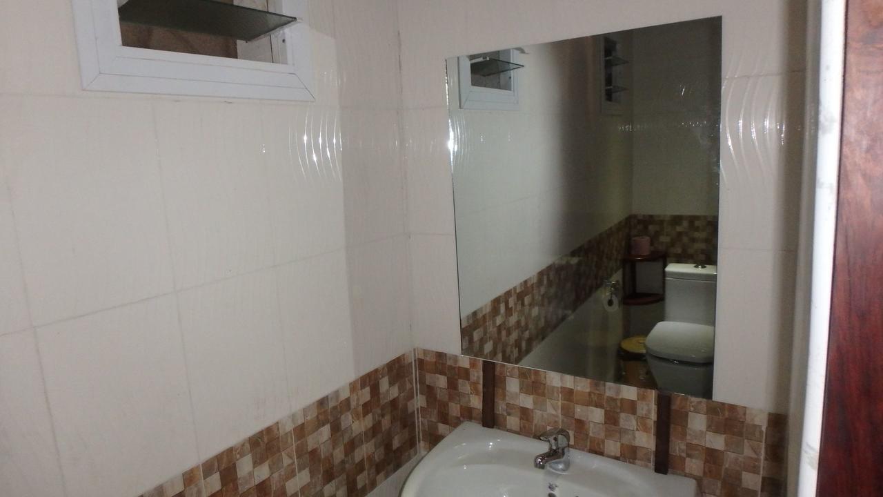 Hotel Edena Kely Mahajanga Esterno foto