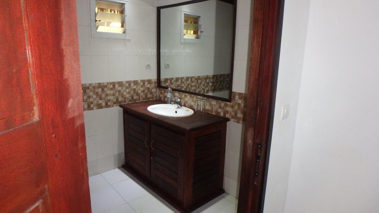 Hotel Edena Kely Mahajanga Esterno foto